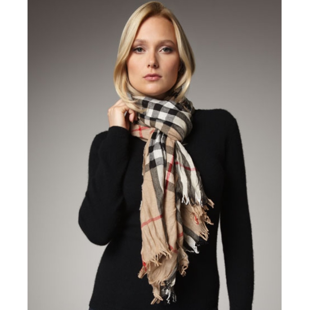 NWT BURBERRY Giant Check Crinkle Camel Scarf - Picture 3 of 4